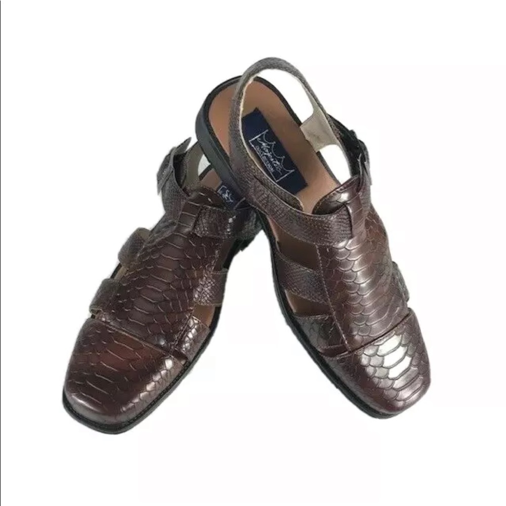Majestic Men's Brown Sandals Covered Toe Sling Back Vented Sides Size 8